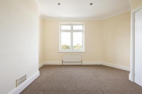 Winchester Road, E4
