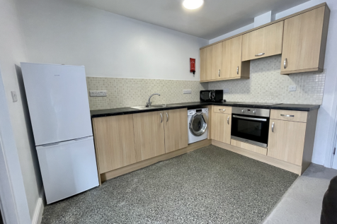 Stylish 2 Bed Student Flat  // Jun 2027 photo 2