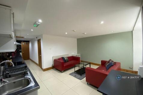 Kitchen Lounge Area 