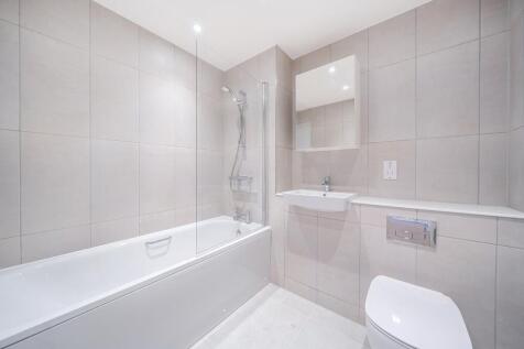 Pipits Place, Barking, IG11 photo 4