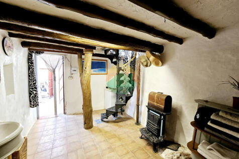 3 Bedroom Semi - Detached For Sale-PAL09-21