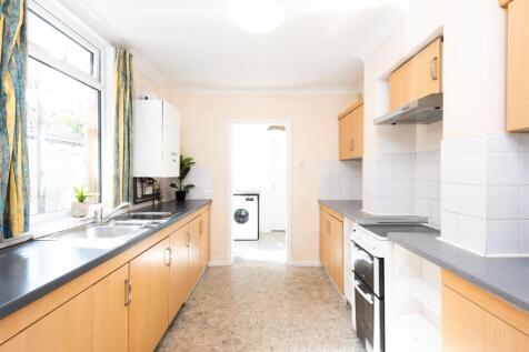 6 Victoria Road-10.jpg