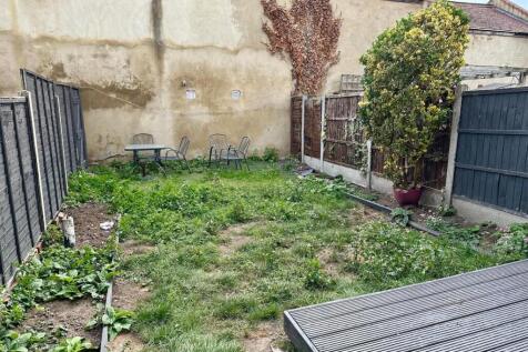 PHOTO-2025-10-02-16-09-01 11.jpg