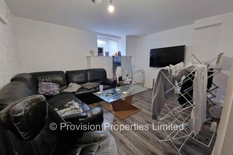 Royal Park Avenue, Hyde Leeds, LS6 photo 5