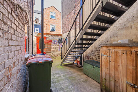 Flats A, B &amp; C, 37 Diamond Street, Saltburn-by-the-Sea, North Yorkshire, TS12 1EB