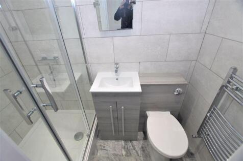 44 Balmoral Road, Northampton photo 3