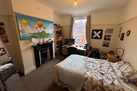 Brudenell Road, Hyde Park, Leeds photo 3