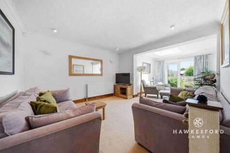 Wises Lane, Sittingbourne - Living room