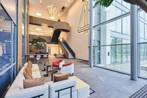 Building 4  The Heights  Weybridge 2.jpg