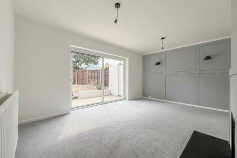 Bee Lane, Wolverhampton photo 3