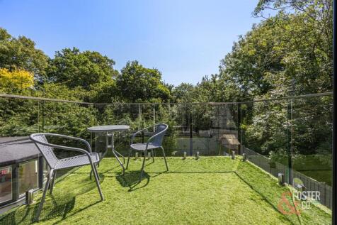 Lodge lane, 33-008.jpg