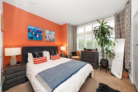2 bed, 2 bath Apartment in manchester - Photo 5