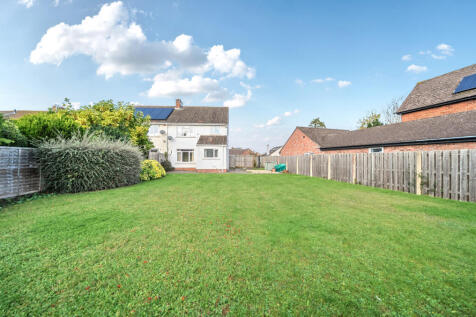 1372572-3-6900cb5...