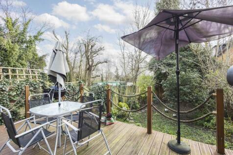 1,66 Finchley Lane-2298-Edit