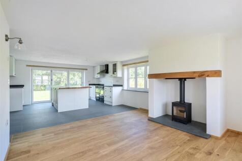 Kitchen..jpg