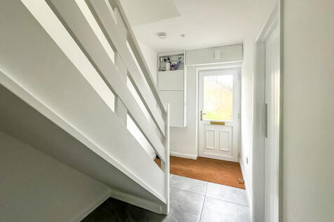 Entrance Hall (3)