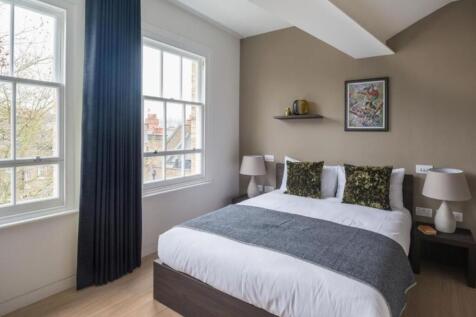 Wells Court, Oriel Place, Camden, London photo 4