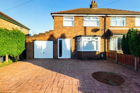 3 Bedroom Semi-Detached in WA5 2SY