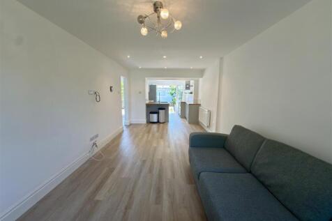 East Park, Harlow photo 4