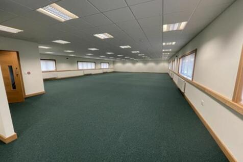 Office to rent Image 3
