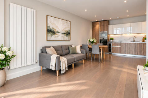 Queenshurst Square, Kingston Upon Thames, KT2 photo 2