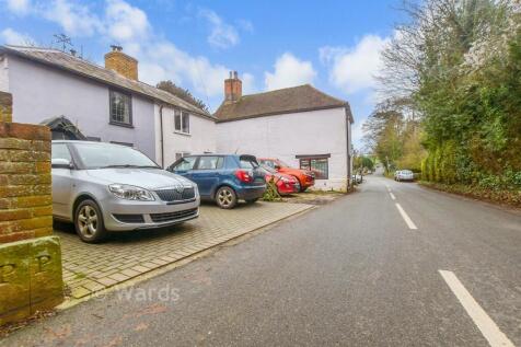 Driveway/Parking