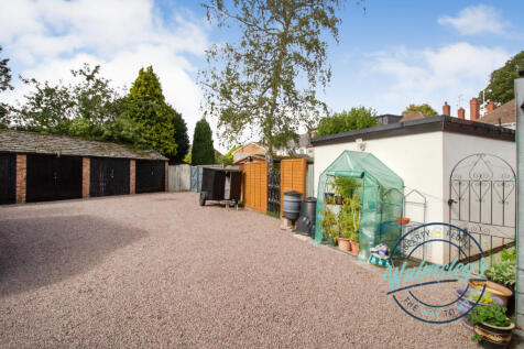 Secure gated rear access &amp; single garage