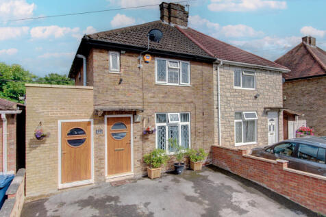 High Wycombe, HP12 - property photo
