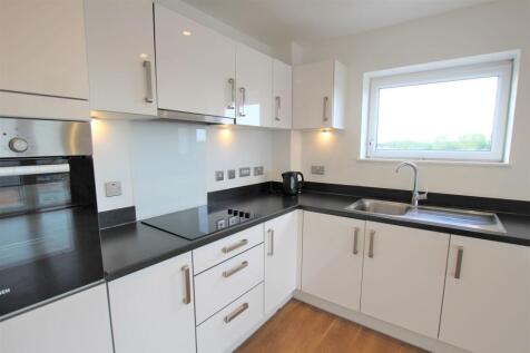 Pascal Mews, Oakgrove, MK10 photo 4