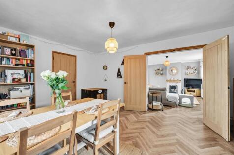 Dining Room to Living Room.jpg