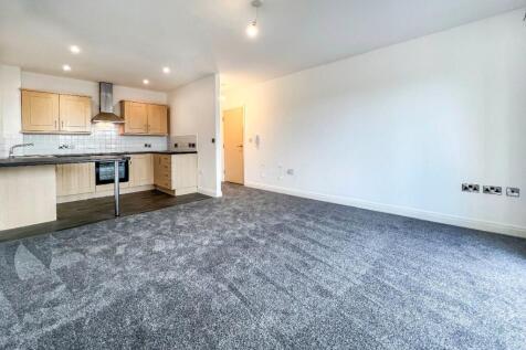 Jarvis Court, Denton, M34 6AF photo 4