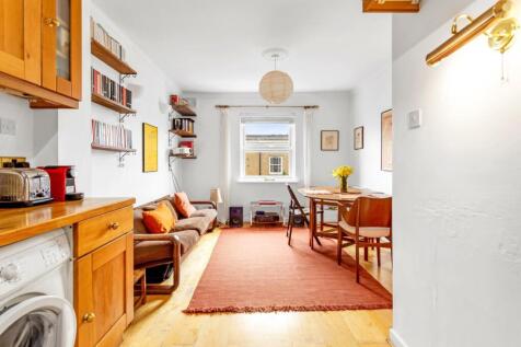 Kitchen/Reception