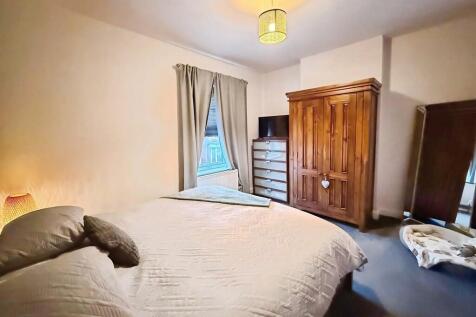 df33d14c-WhatsApp...