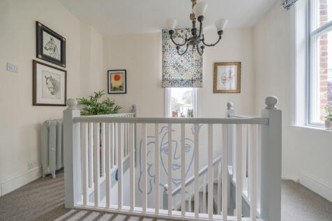 1359970-16-68d6aa...