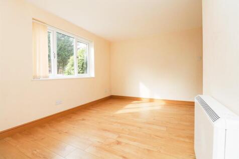 William Tarver Close, Warwick photo 3