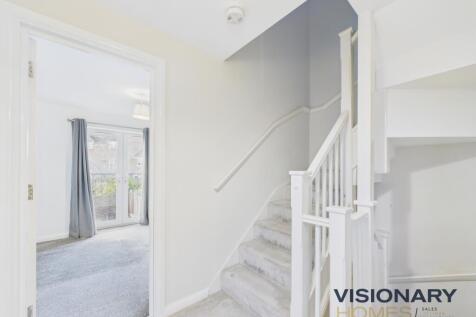 CAM03522G0-PR0235-STILL009