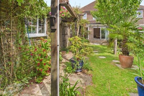 CAM05068G0-PR0035...