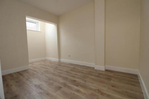 Bedroom.JPG