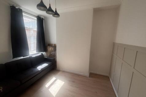 Gresham Road, Middlesbrough, TS1 4LJ photo 3