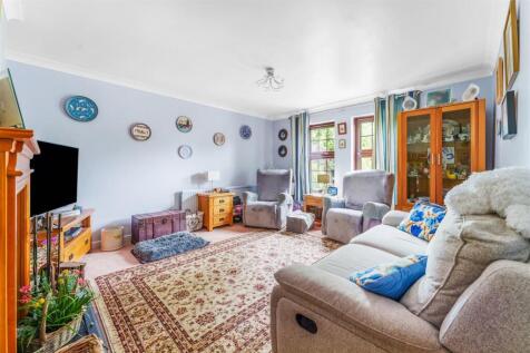 1.4 - sitting room.jpg