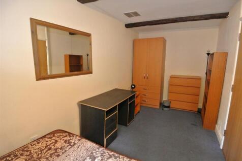 Bedroom 2 GF rear.JPG