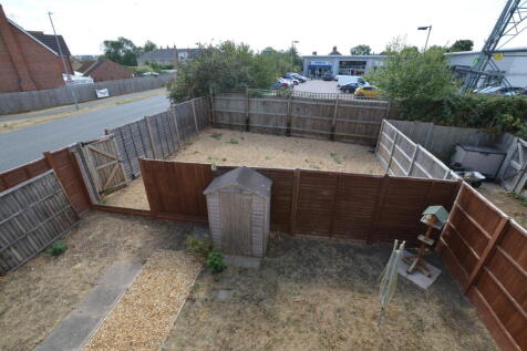 2 x Side Gardens