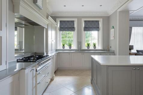 Kitchen/Dining/Livin