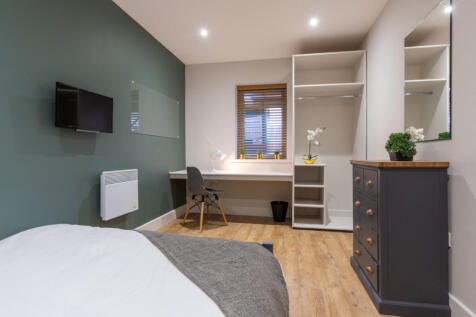 Flat 1, 126 Walter Road Bedroom 5