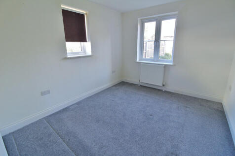 Woodlands Catherine Road, Benfleet, SS7 photo 4