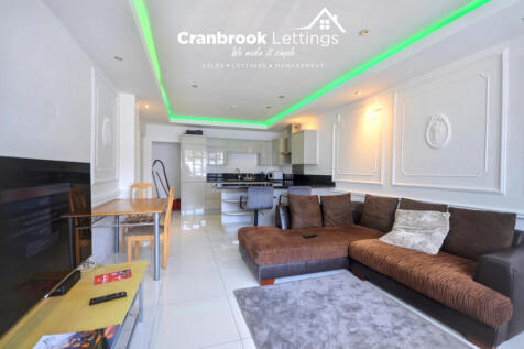 Two bedroom semi-detached to rent Atherton Road, 