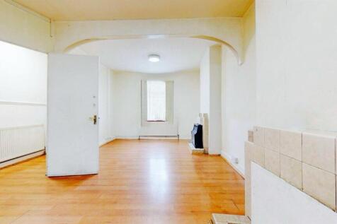 House for Sale at upton park, E13, by Barrain Lond