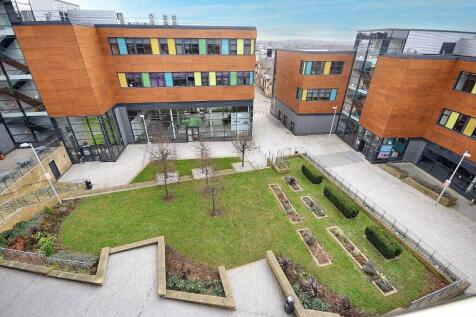 Wakefield, WF1 - property photo