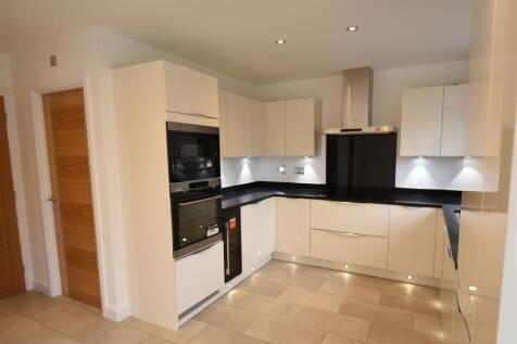Stannylands area, modern home photo 3