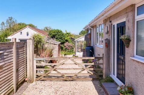 33 Main Road Cleeve 71.jpg